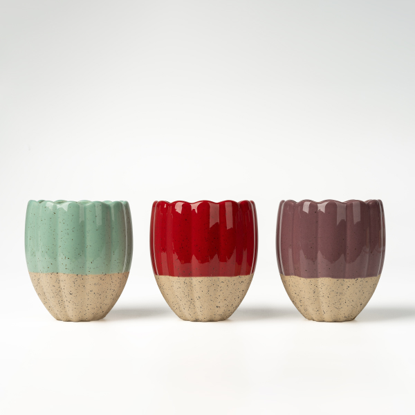 ຜູ້ມີເງື່ອນໄຂຂອງ Artisan Ceramic: ການລວມເອົາປະເພນີແລະການອອກແບບທີ່ທັນສະໄຫມ, ການອອກແບບເຮືອນທີ່ຍືນຍົງ